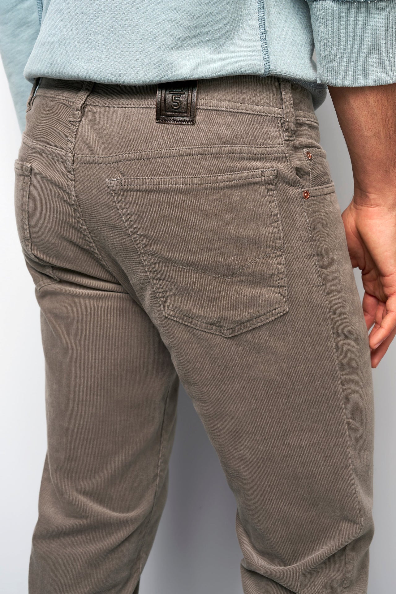 FIVE 2-6198 CASUAL CORD